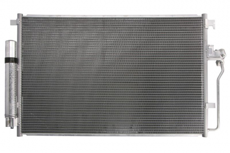 Condensator climatizare (cu uscator) potrivit MERCEDES SPRINTER 3,5-T (B906), SPRINTER 3,5-T (B907), SPRINTER 3,5-T (B907, B910), SPRINTER 3-T (B906), SPRINTER 3-T (B907), SPRINTER 4,6-T (B906) 1.8-3. [1]