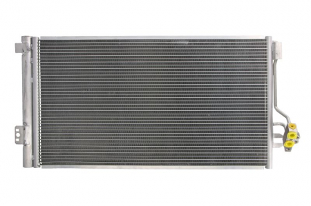 Piese Auto - Condensator climatizare (cu uscator) potrivit MERCEDES VIANO (W639), VITO / MIXTO (W639), VITO (W639) 2.0D-Electric 09.03-