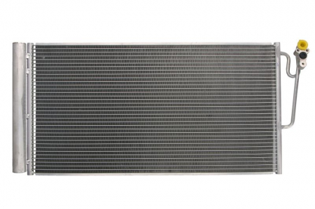 Piese Auto - Condensator climatizare (cu uscator) potrivit MINI (R50, R53), (R52), (R56), (R57), (R58), (R59), CLUBMAN (R55), CLUBVAN (R55), COUNTRYMAN (R60), PACEMAN (R61) 1.4-2.0D 11.03-10.16