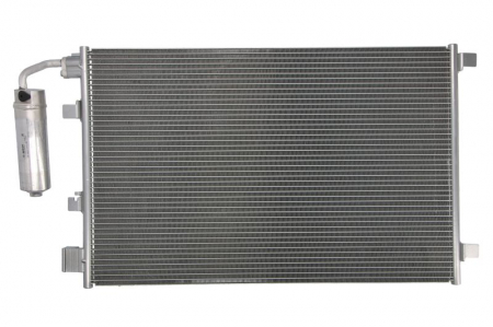 Condensatoare - Condensator climatizare potrivit NISSAN QASHQAI I 1.6/1.6LPG/2.0 2007-2014 (cu uscator)