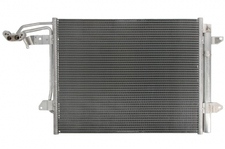 Piese Auto - Condensator climatizare (cu uscator) potrivit VW CADDY III, CADDY III/MINIVAN, GOLF PLUS V, TOURAN 1.4-2.0D 02.03-05.15