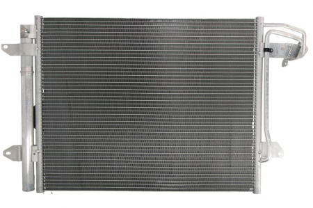 Condensator climatizare (cu uscator) potrivit VW CADDY III, CADDY III/MINIVAN, GOLF PLUS V, TOURAN 1.4-2.0D 02.03-05.15 [1]