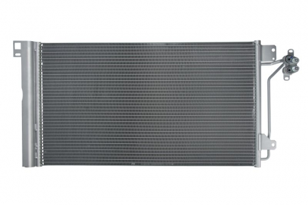 Condensatoare - Condensator climatizare potrivit VW CALIFORNIA T5 CAMPER, MULTIVAN T5, TRANSPORTER T5 1.9D-3.2 2003-2015 (cu uscator)