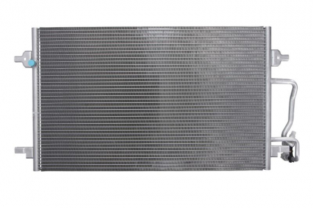 Condensator climatizare potrivit AUDI A8 D2 2.5D-4.2 03.94-09.02 [1]