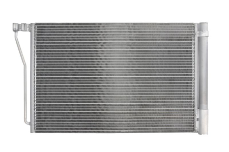 Condensator climatizare potrivit BMW 5 (F10), 6 (F12), 6 (F13), 6 GRAN COUPE (F06) 4.4 09.11-10.18 [0]