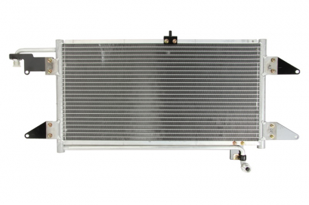 Piese Auto - Condensator climatizare potrivit condiţionat 357820413A VW Passat R12 88-90