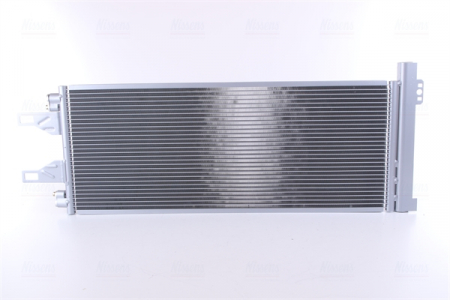 Condensator climatizare potrivit (Cu uscate CITROEN JUMPER (06 -): DM + 2.2 HDi, 3.0 HDi DM +, FIAT DUCATO (06 -): 3.0 JTD DM +, DM + 2.3 JTD, 2.2 JTD DM +, PEUGEOT BOXER (06 -): 2.2 DM + HDi, 3.0 HDi [3]