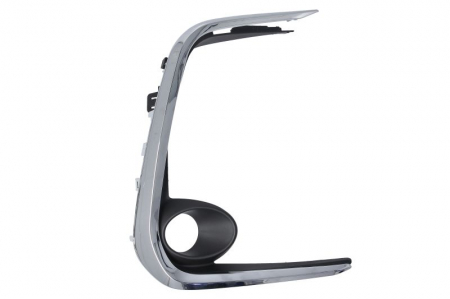 Element bara fata dreapta (cu orificii lampa, plastic, negru/crom) potrivit TOYOTA COROLLA SDN E21 03.19-05.22 [0]