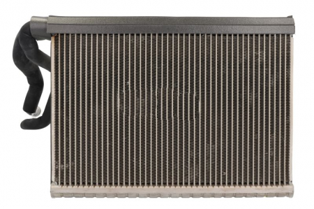 Evaporator aer conditionat potrivit BMW 1 (E81), 1 (E82), 1 (E87), 1 (E88), 3 (E90), 3 (E91), 3 (E92), 3 (E93), X1 (E84) 1.6-4.4 06.04-06.15 [1]