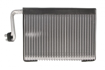 Evaporator aer conditionat potrivit BMW 1 (E81), 1 (E82), 1 (E87), 1 (E88), 3 (E90), 3 (E91), 3 (E92), 3 (E93), X1 (E84), X3 (F25), X4 (F26) 1.6-4.4 06.04-03.18 [1]