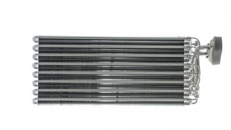 Evaporizator - Evaporator aer conditionat potrivit FENDT 400, 500, 700, 900 BF4M2013-TCD6.1L064V