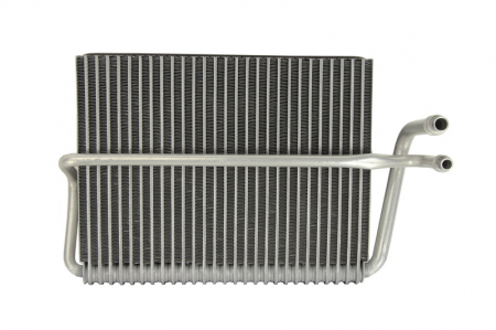 Evaporator aer conditionat potrivit Mercedes E-Class W 210 (95 -) E 55 AMG T-Benz MODEL. Aut. A / C + / - A / A [0]