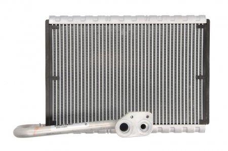 Evaporator aer conditionat potrivit RVI T; VOLVO FH II D13C420-DXi13520 [0]