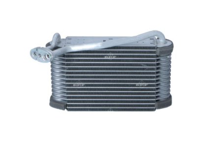 Evaporator sistem climatizare potrivit AUDI A4 B5 1.6-2.8 1994-2001 [1]