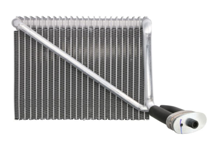 Evaporizator - Evaporator sistem climatizare potrivit AUDI A4 B5, A4 B6; SKODA SUPERB I; VW PASSAT B5, PASSAT B5.5 1.6-4.0 1994-2008