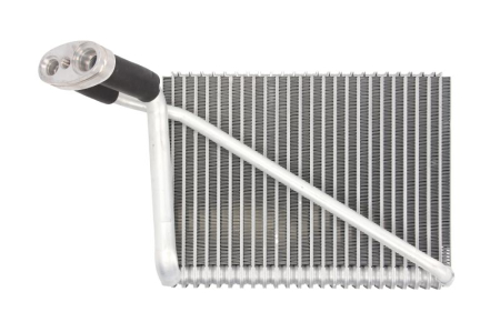 Evaporizator - Evaporator sistem climatizare potrivit AUDI A4 B5; SKODA SUPERB I; VW PASSAT B5, PASSAT B5.5 1.6-4.0 1994-2008