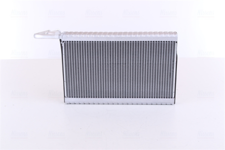 Evaporator sistem climatizare potrivit DAF LF 45, LF 55; RVI KERAX, MIDLUM, PREMIUM 2; VOLVO FE II, FL III BE110C-GR220 [1]