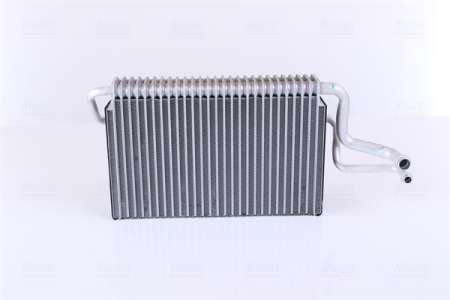 Evaporator sistem climatizare potrivit MAN TGA, TGL I, TGM I, TGS I, TGX I 10.5D-6.9D dupa 2000 [1]