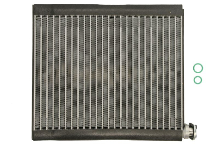 Evaporizator - Evaporator sistem climatizare potrivit NISSAN QASHQAI I 1.5D-2.0D 2006-2014