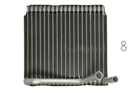 Evaporizator - Evaporator sistem climatizare potrivit VOLVO 850, C70 I, S70, V70 I, XC70 I 2.0-2.5D 1991-2005