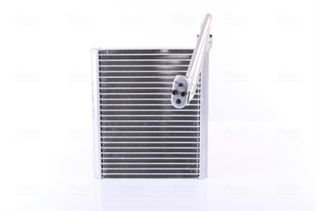 Evaporator sistem climatizare potrivit VOLVO S60 II, S80 II, V60 I, V60 II, V70 III, XC60 I, XC70 II; LAND ROVER DISCOVERY SPORT, FREELANDER 2, RANGE ROVER EVOQUE 1.5-4.4 dupa 2006 [1]
