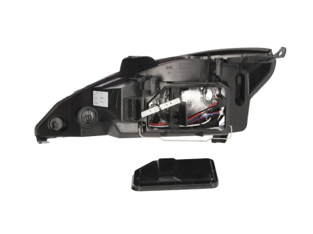 Iluminat auto - Far Dreapta potrivit FORD FOCUS I ZX3, FOCUS ZX5 pana in 2004 (H1/H7, electric, fara motoras, culoare interior: cromat)