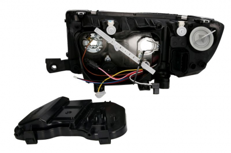 Far dreapta (H3/H7, reglaj electric, fundal cromat) SKODA FABIA I, FABIA I PRAKTIK [1]
