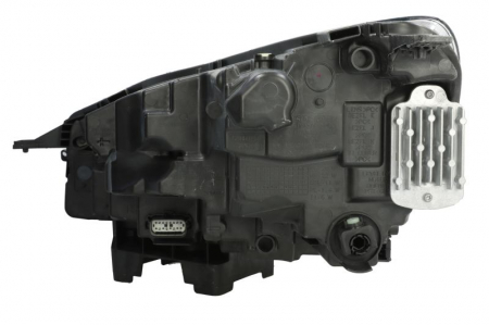 Far dreapta potrivit FORD KUGA III 2019-2023 (LED, electric, culoare insert: crom platinat) [1]