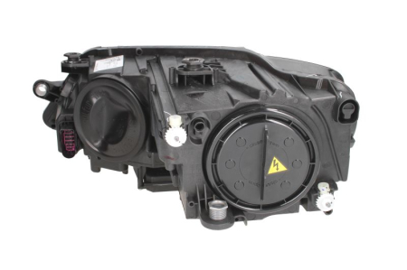 Far fata Dreapta potrivit VW JETTA IV (bi-xenon, D3S/H7/PY21W, electric, cu motor, bec) [1]