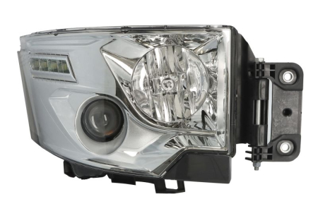 Iluminat auto - Far fata Dreapta (XENON) potrivit RVI C, T 01.13-