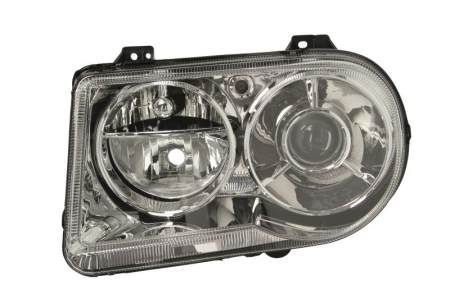 Iluminat auto - Far Stanga potrivit CHRYSLER 300 C, 300C (D1S/HB3, electric, cu motor, culoare interior: argintiu)