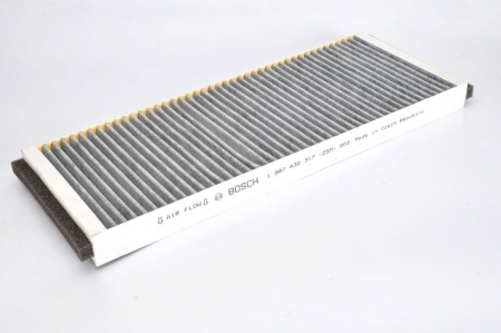 Filtru aer habitaclu - Filtru aer habitaclu cu carbon activ AUDI 80, A4, A6, CABRIOLET, COUPE; VW PASSAT 1.6-2.8 intre 1988-2005