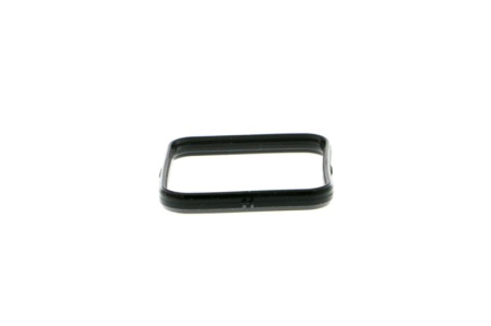 Flansa lichid racire (plastic) potrivit BMW 1 (E81), 1 (E82), 1 (E87), 1 (E88), 3 (E46), 3 (E90), 3 (E91), 3 (E92), 3 (E93), 5 (E60), X1 (E84), X3 (E83), Z4 (E85) 1.6-2.0 12.98-06.15 [2]
