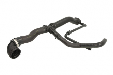 Furtun radiator superior potrivit AUDI A3; SEAT ALTEA XL, LEON; SKODA OCTAVIA II, SUPERB II; VW BEETLE, EOS, GOLF VI, JETTA III, JETTA IV, SCIROCCO III 1.8/2.0 09.04-11.17