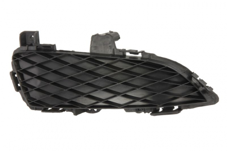 Grila bara fata dreapta MAZDA 3 HATCHBACK intre 2003-2006 Elemente bara - Grila bara fata dreapta MAZDA 3 HATCHBACK intre 2003-2006