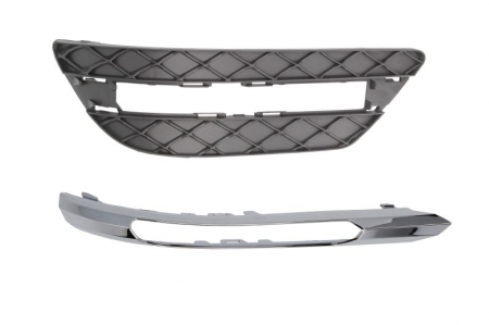 Grile - Grila bara fata stanga AVANTGARDE/ELEGANCE, cu locas lumini zi, negru/crom MERCEDES Clasa C T-MODEL (S204), C (W204) intre 2011-2014