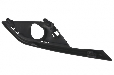 Grila ventilatie bara fata stanga (cu orificii lampa ceata, negru) potrivit MAZDA CX-3 04.19- [1]