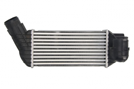 Intercooler DS DS 4, DS 5; CITROEN C4 AIRCROSS, C4 GRAND PICASSO I, C4 II, C4 PICASSO I, DS4, DS5; PEUGEOT 3008, 5008 1.8D/2.0D 2009- [0]