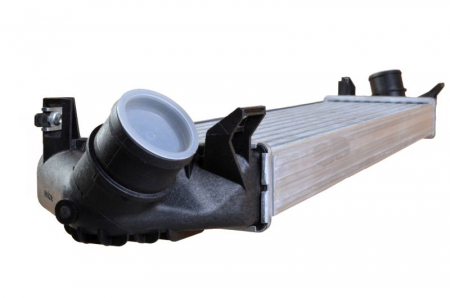 Intercooler potrivit VOLVO S80 II; FORD C-MAX, C-MAX II, FOCUS C-MAX, FOCUS II, FOCUS III, GALAXY II, GRAND C-MAX, KUGA I, KUGA II, MONDEO IV, S-MAX 1.6D-2.5 dupa 2003 [1]