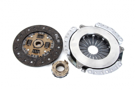 Set ambreiaj - Kit ambreiaj cu rulment (200mm) potrivit MITSUBISHI COLT I, COLT II, COLT III, COLT IV, COLT V, CORDIA, GALANT V, GALANT VI, L 300 / DELICA II, LANCER III, LANCER IV 1.3-2.0 05.80-10.03