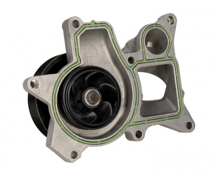 Piese Auto - Pompa apa cu garnitura potrivit BMW 1 (E81), 1 (E82), 1 (E87), 1 (E88), 3 (E90), 3 (E91), 3 (E92), 3 (E93), 5 (E60), 5 (E61), X1 (E84), X3 (E83) 2.0D 06.04-06.15