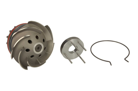 Conducta racire - Pompa apa potrivita JOHN DEERE 250, 2854, 330, 430, 440, 530, 650, 670, 710, 810, 820, 8130 2WD, 8130 4WD, 8225 R, 8230, 8230 T, 8235 R, 8245 R, 8260 R, 8270 R, 8285 R, 8295 R, 8310