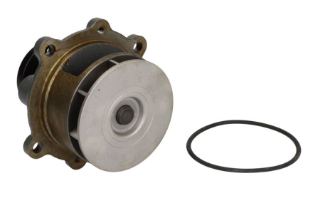 Conducta racire - Pompa apa potrivit VOLVO EC140D, EC140E, EC160D, EC180D, EC220D, EW140 D, EW160 D, EW160E, EW180D, EW210 D, L60G, L60H, L70G, L70H, L90G, L90H