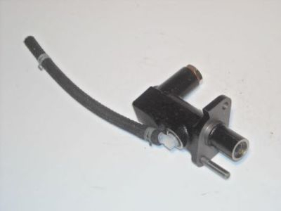 Pompa centrala ambreiaj (15,87mm) MAZDA 6 2.0D/2.3 intre 2005-2010 Comanda ambreiaj - Pompa centrala ambreiaj (15,87mm) MAZDA 6 2.0D/2.3 intre 2005-2010