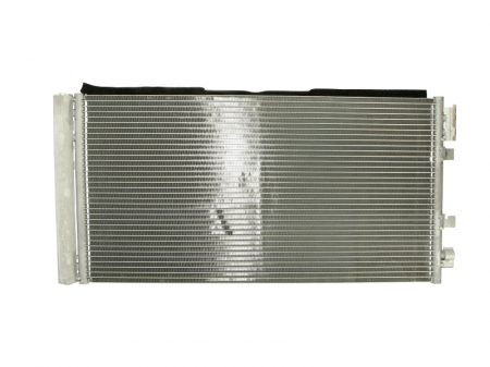 Radiator AC condensator cu uscator potrivit RENAULT FLUENCE, GRAND SCENIC III, MEGANE, MEGANE III, MODUS, SCENIC III 1.2-2.0D 05.08- [0]