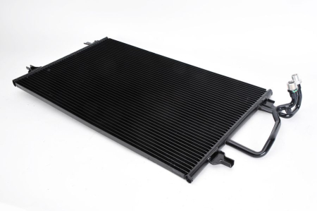 Condensatoare - Radiator AC potrivit AUDI A8 D2 2.5D-4.2 1994-2002