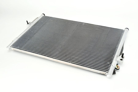 Condensatoare - Radiator AC potrivit HYUNDAI TERRACAN 2.5D/2.9D/3.5 2001-2006