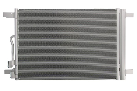Condensatoare - Radiator AC (uscator) potrivit AUDI A3, Q2, Q3, TT 1.0-2.5 dupa 2012
