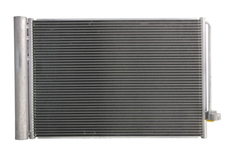 Condensatoare - Radiator AC (uscator) potrivit BMW 5 (E60), 5 (E61), 6 (E63), 6 (E64), 7 (E65, E66, E67) 2.0-6.0 2001-2010