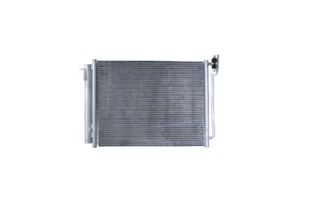 Condensatoare - Radiator AC (uscator) potrivit BMW X5 (E53) 3.0-4.8 2000-2006